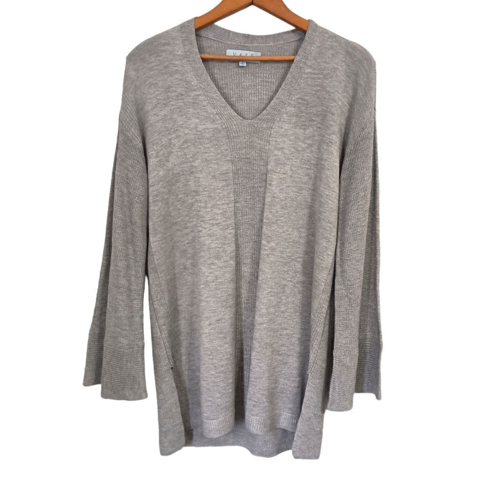 Joan Vass Cashmere Cozy Sweater M Relaxed Gray Bell Sleeves V Neck Quiet Luxury - Picture 12 of 16